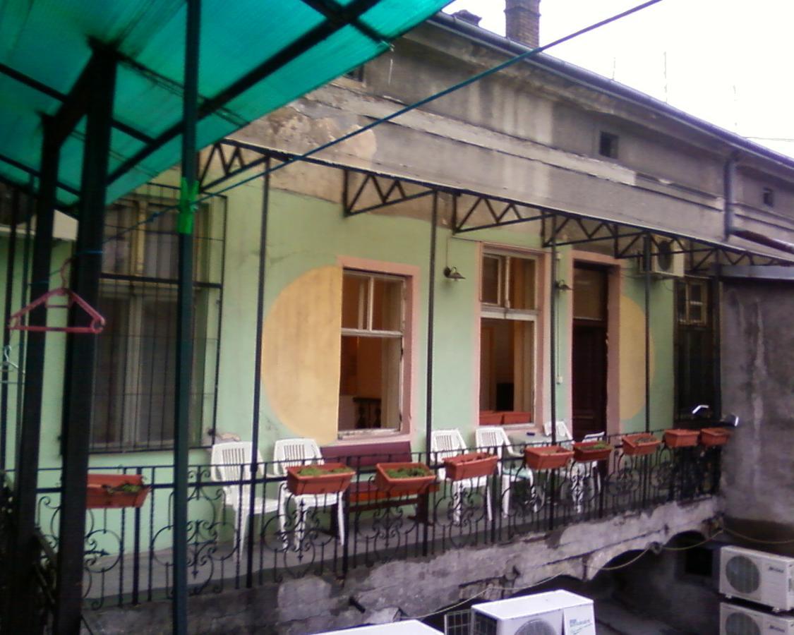 Central Station Hostel Belgrado Esterno foto